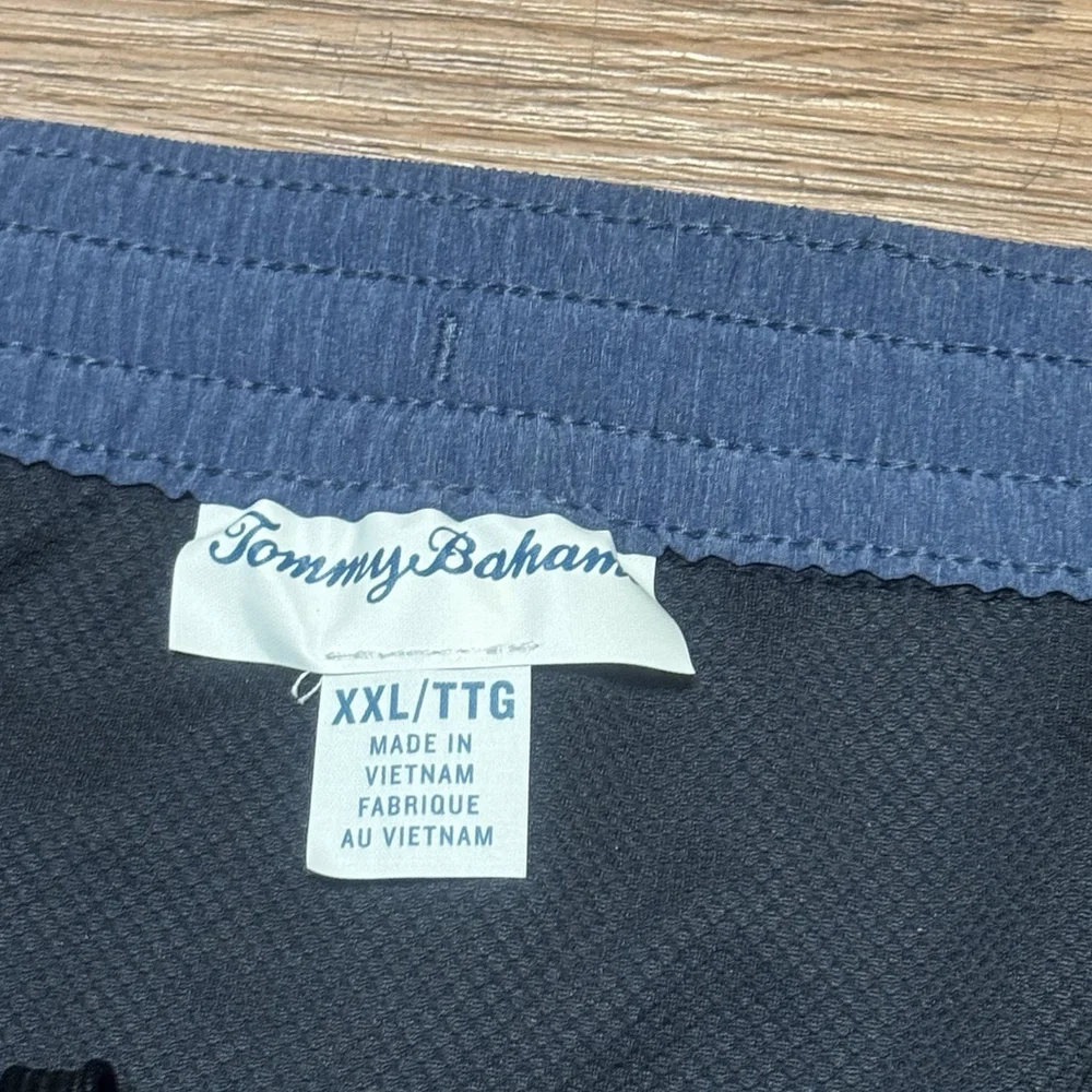 NWT Tommy Bahama 6